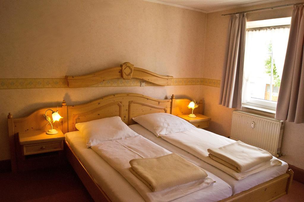 Hotel Garni Promenade Weissenhorn Ngoại thất bức ảnh